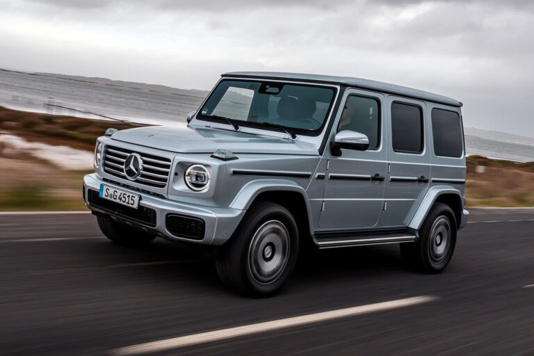 mercedes g450 review 2024 01 front tracking 0