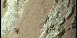 1 PIA26368 Perseverance Finds a Rock with Leopard Spots 760x380