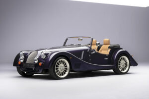 morgan plus six pinnacle front quarter