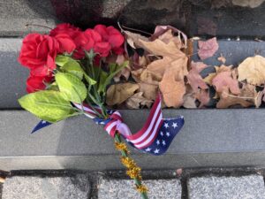 lisa photo vietnam memorial flowers