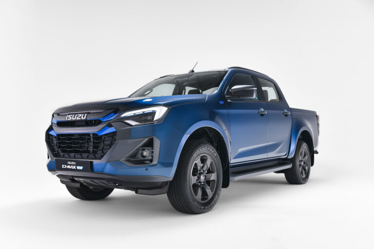 suzu d max ev front 34